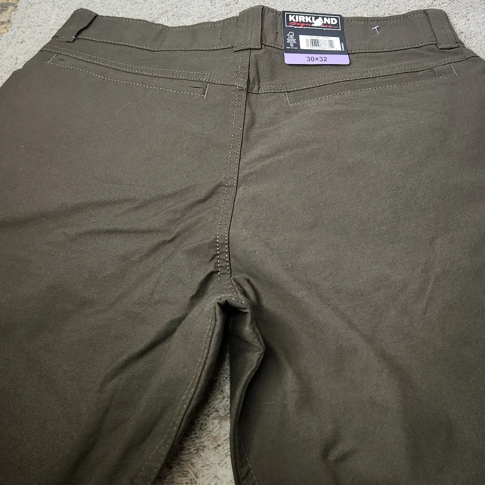 Kirkland Signature Mens Brown/Green Stretch Tech Pants - 30 X 32